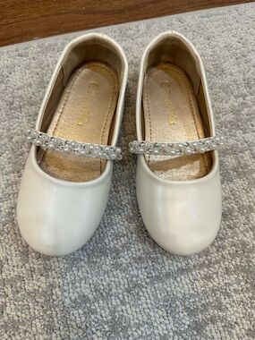 Little Girls White Dress Shoes Size 10